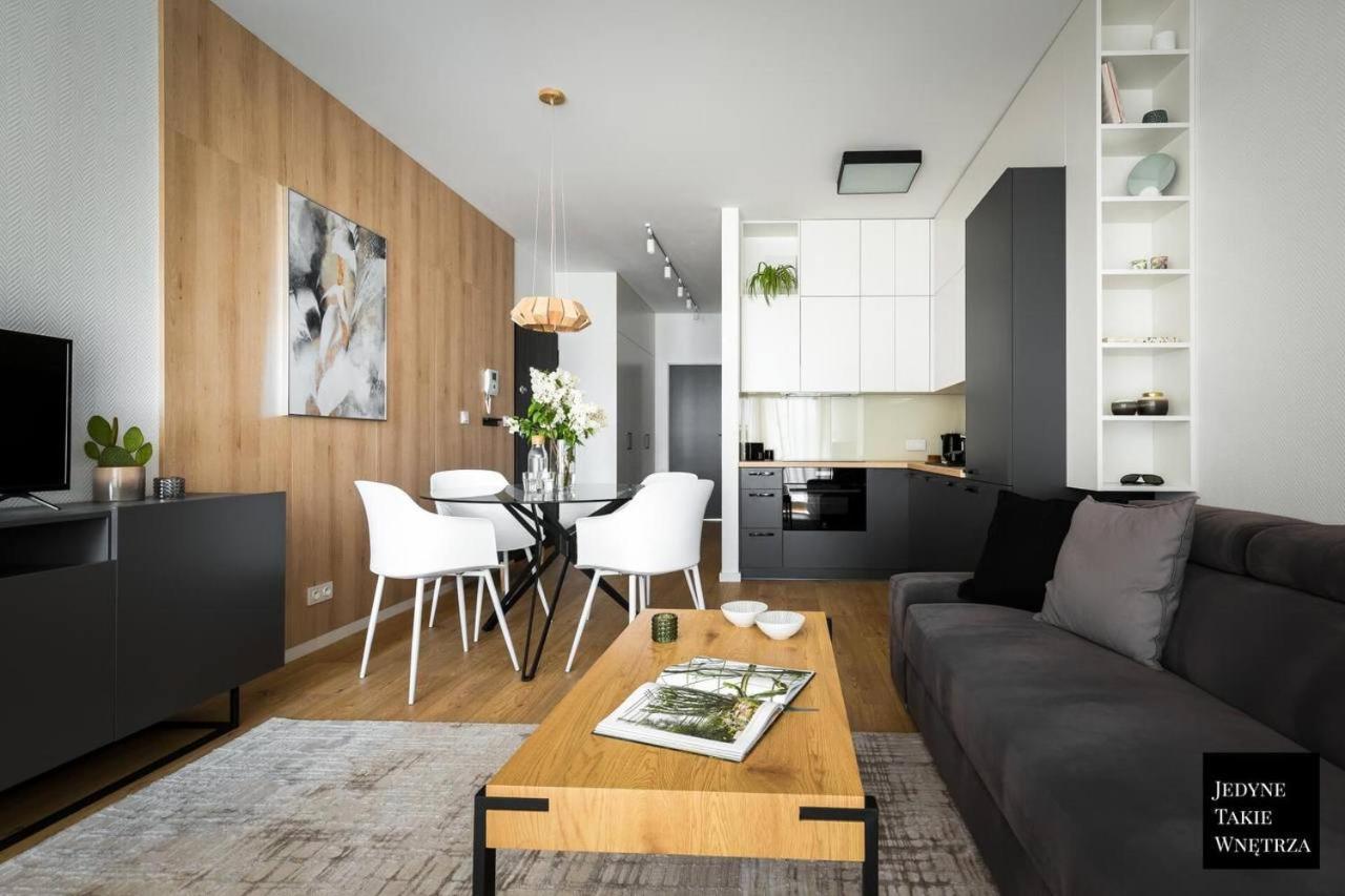 Luxury Apartments Mennica Residence With Parking Varşova Dış mekan fotoğraf