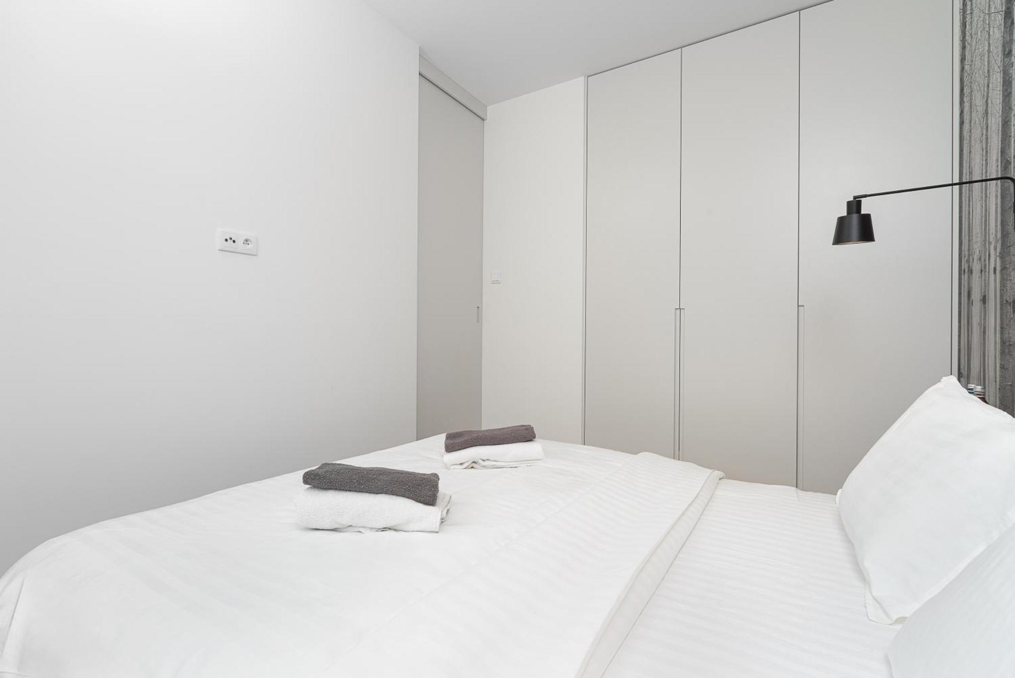 Luxury Apartments Mennica Residence With Parking Varşova Dış mekan fotoğraf