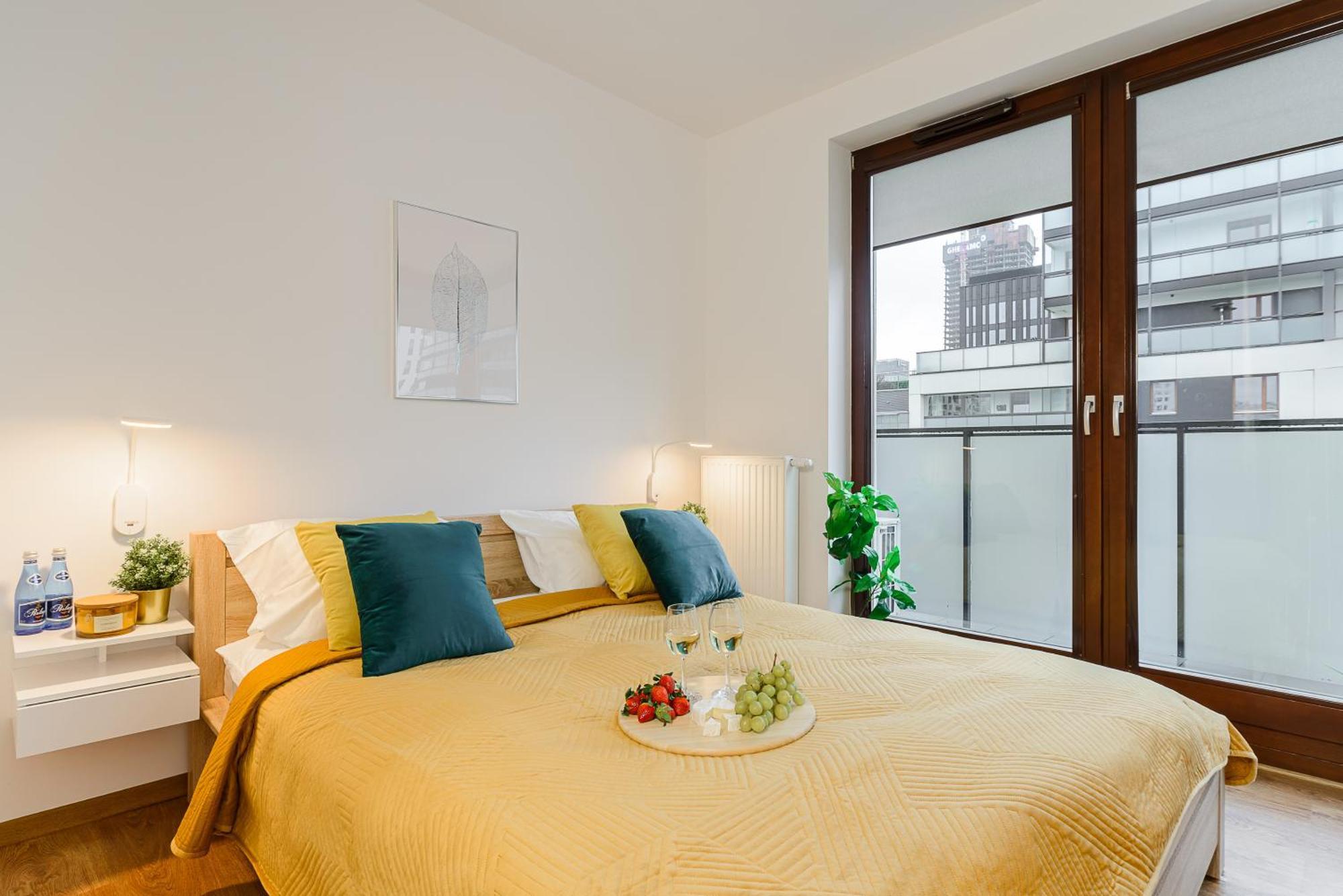 Luxury Apartments Mennica Residence With Parking Varşova Dış mekan fotoğraf